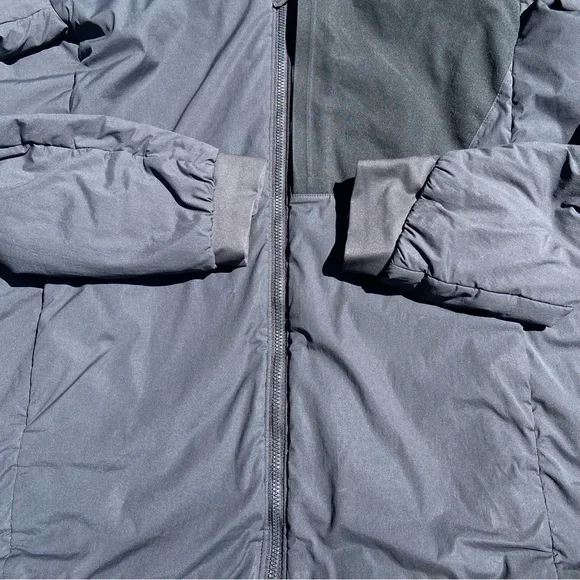Arc’teryx Proton Lightweight Hoody Jacket - Picture 3 of 12